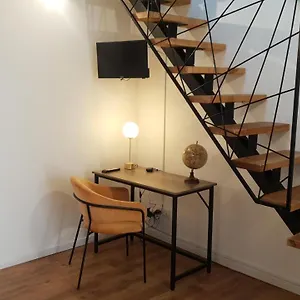 Jean-antoine Mondésir Apartamento